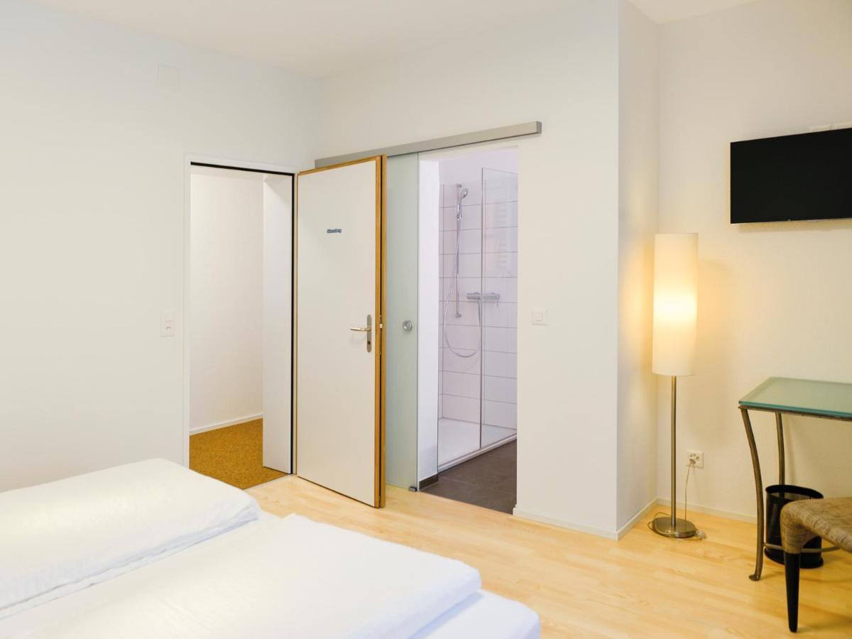 Hotel Baders Krone Laupersdorf Exteriör bild